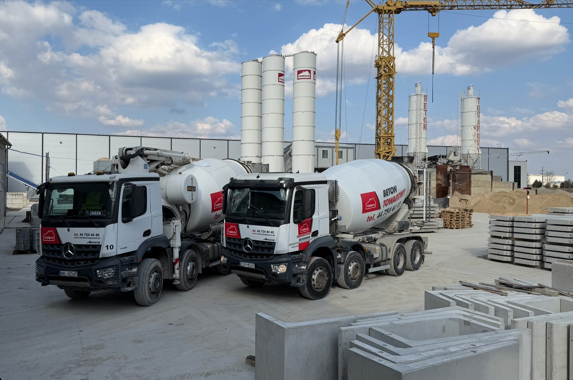Beton towarowy TOMBUD — flota i zakład produkcyjny